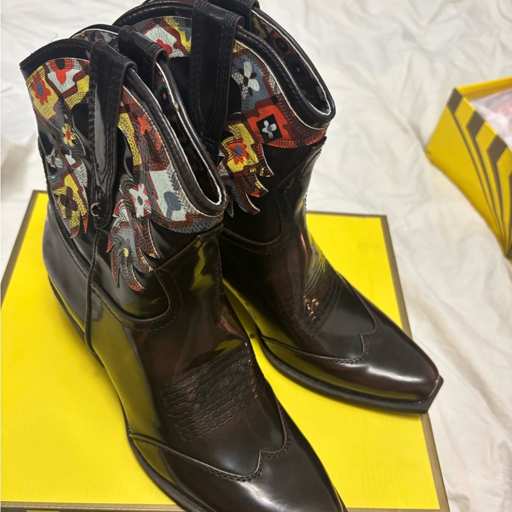 Circus NY cowgirl brown ankle boots.
